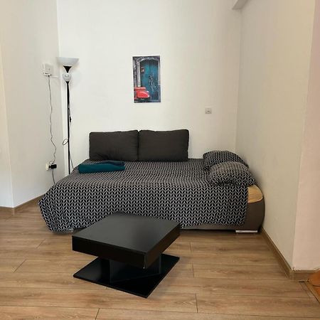 Appartamento Magheru City Center Studio Bucarest Esterno foto