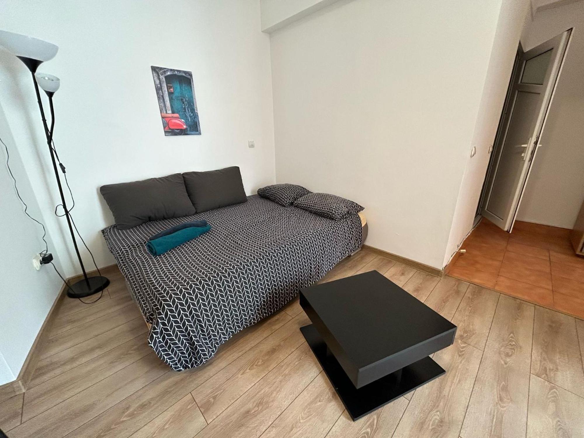 Appartamento Magheru City Center Studio Bucarest Esterno foto
